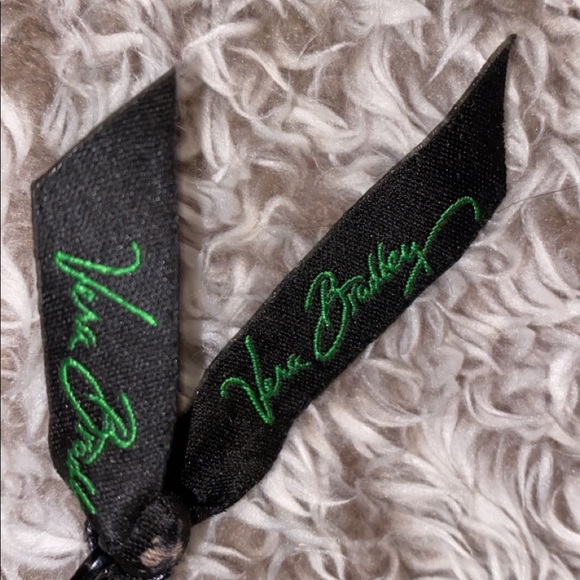 Classic Vera Bradley Wristlet - Picture 3 of 3